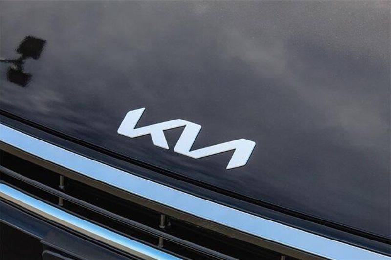 New 2025 Kia K4 EXImage 14