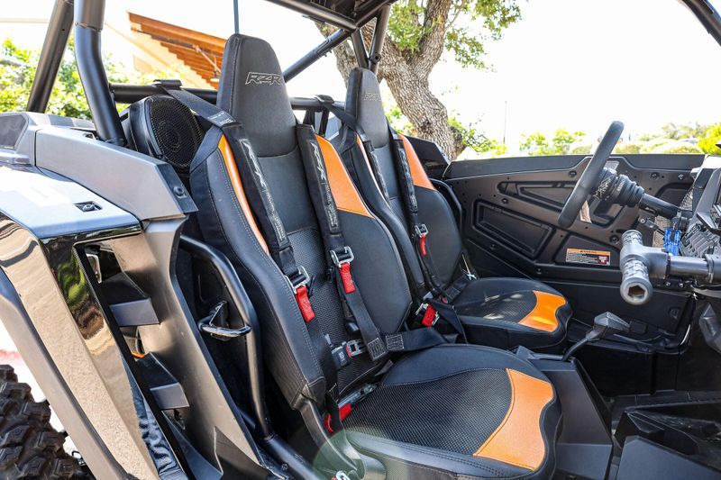 2024 Polaris RZR XP 1000 ULTIMATE MATTE TITANIUM AND ONYX BLACK Image 31
