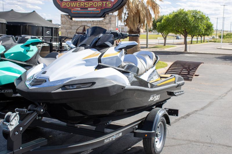 NEW 2026 KAWASAKI JET SKI ULTRA 160LX Image 2