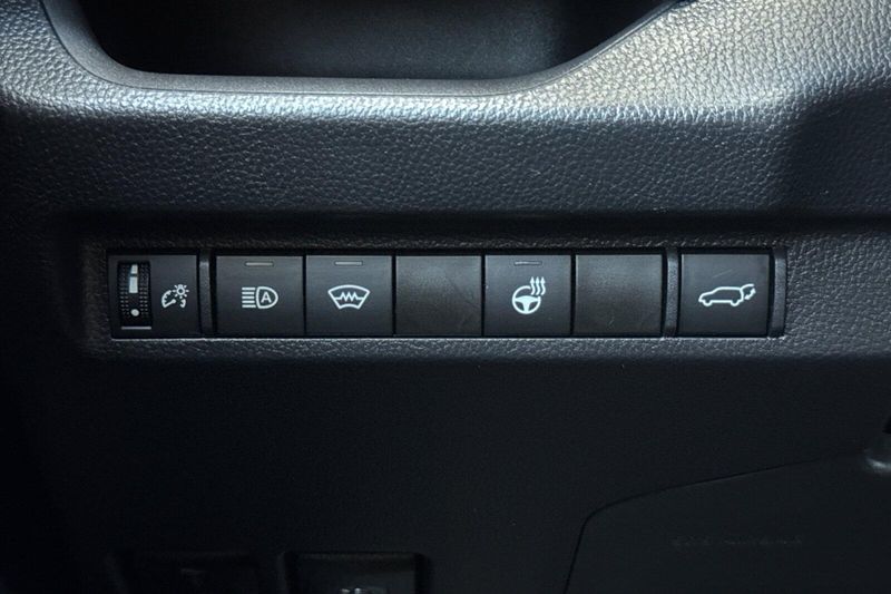 Used 2023 Toyota RAV4 XLE PremiumImage 32