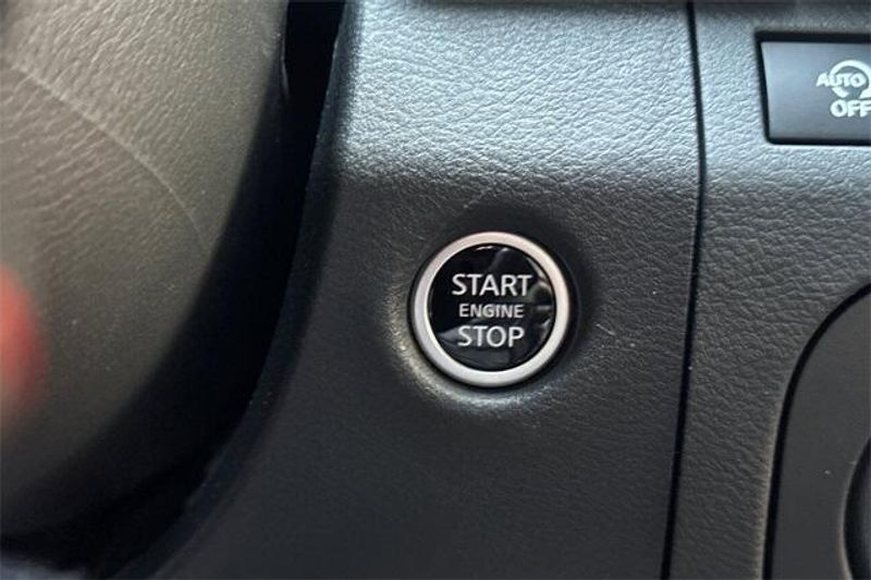 New 2025 Nissan Frontier PRO-XImage 18