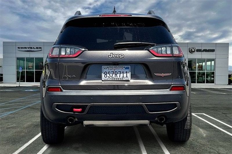 2021 Jeep Cherokee TrailhawkImage 3