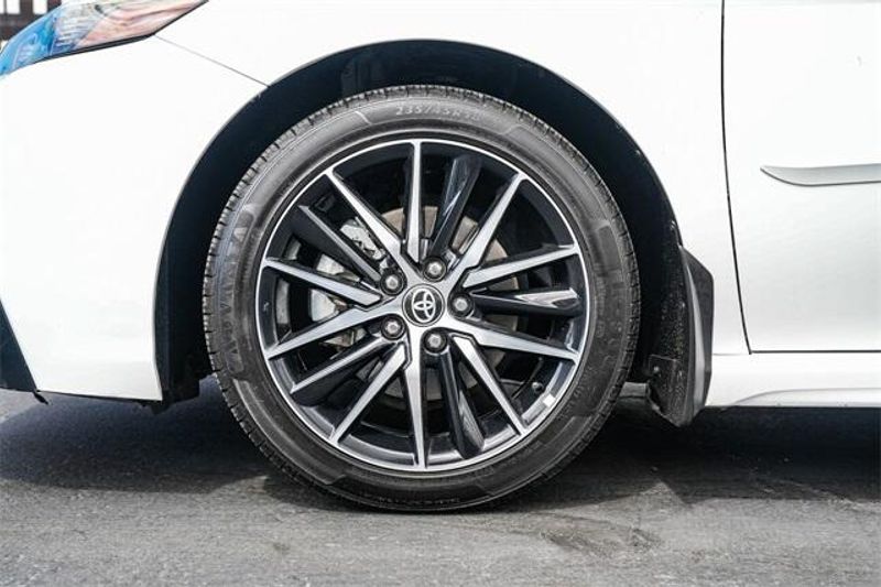 2023 Toyota Camry SEImage 11