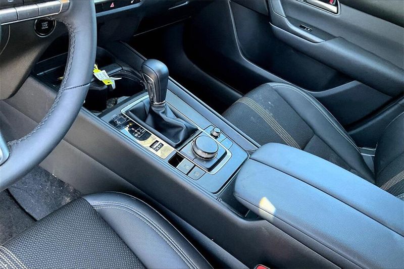 Used 2025 Mazda CX-50 2.5 S Preferred PackageImage 10