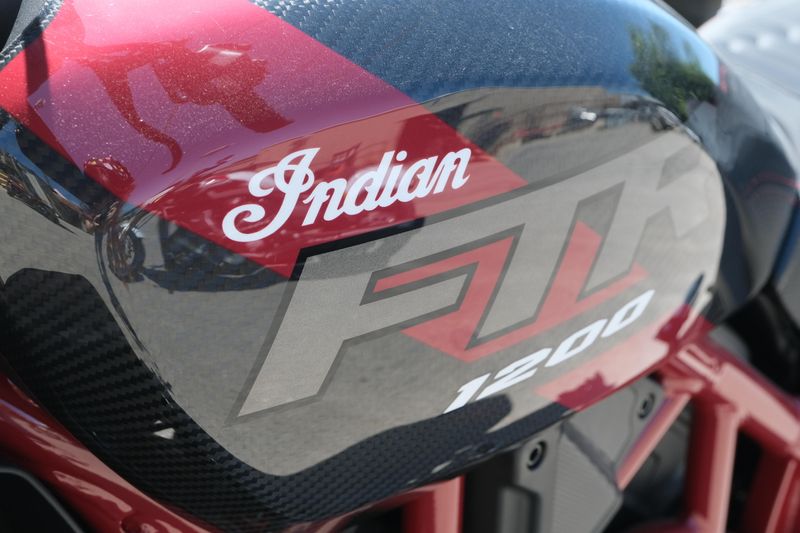 NEW 2024 INDIAN MOTORCYCLE FTR R CARBON Image 22