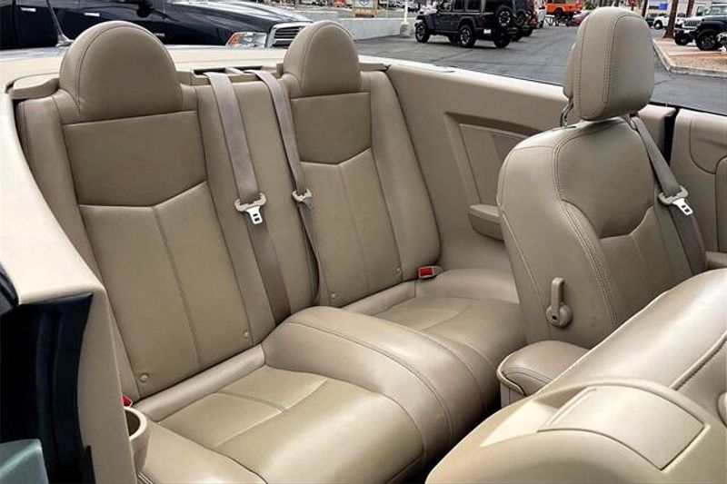 Used 2012 Chrysler 200 LimitedImage 26
