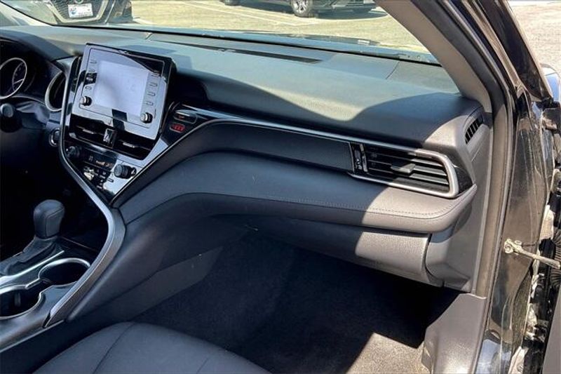 2022 Toyota Camry LEImage 15