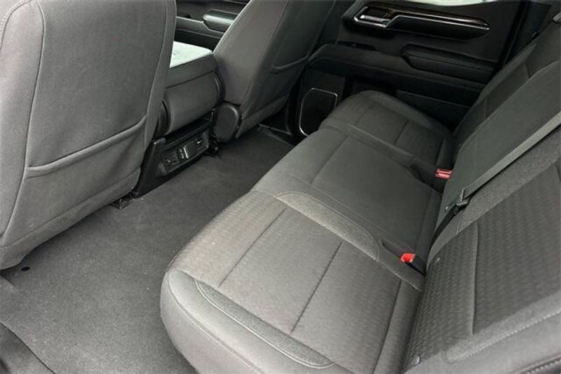 2024 GMC Sierra 1500 SLEImage 10