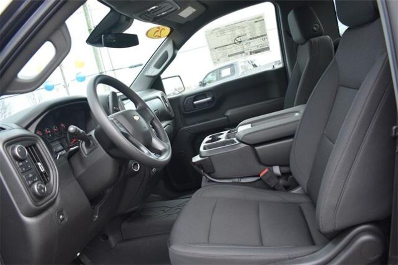 2025 Chevrolet Silverado 1500 WTImage 19