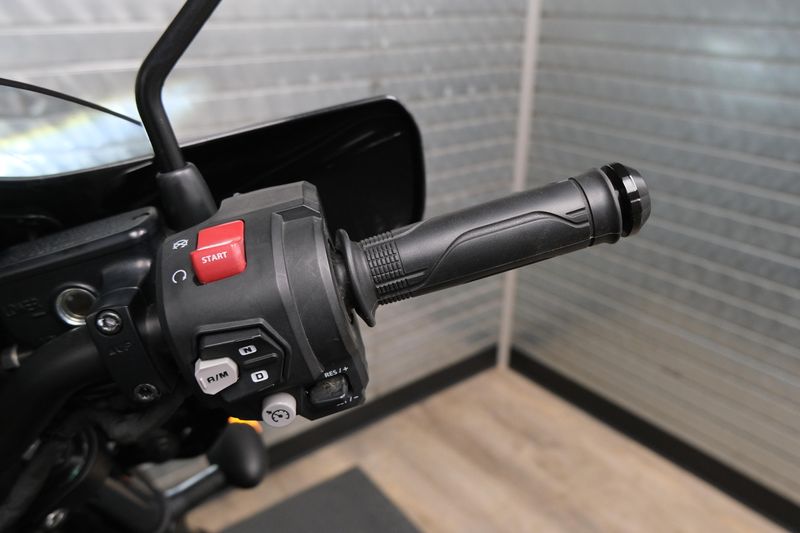 USED 2024 HONDA REBEL 1100 T DCT Image 18