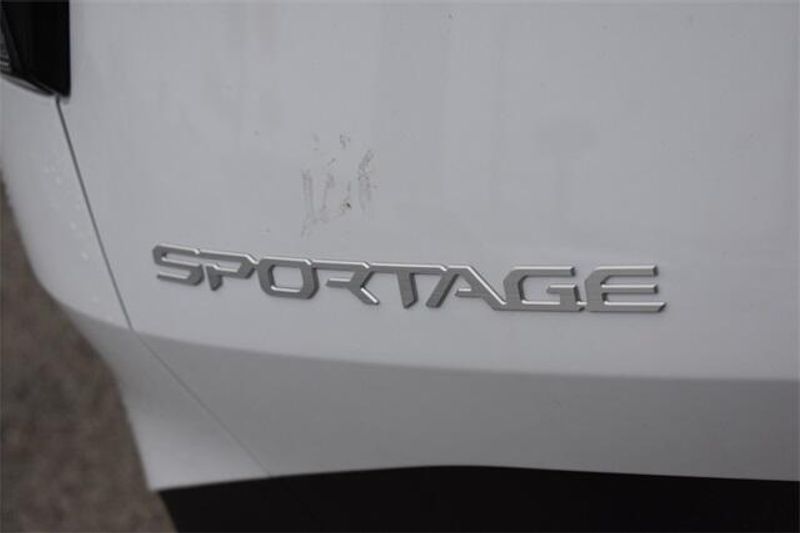 2025 Kia Sportage EXImage 15