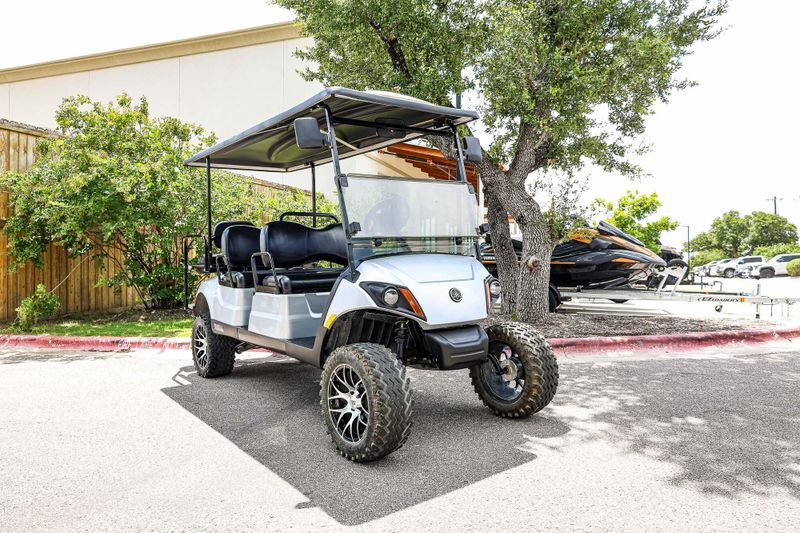 2019 Yamaha CONCIERGE 4 GOLF CART Image 1