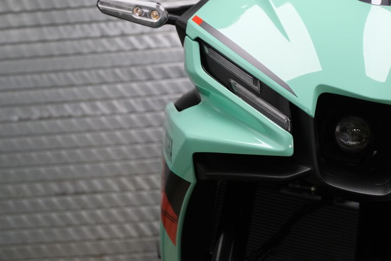 NEW 2026 YAMAHA YZFR3 ABS Image 10