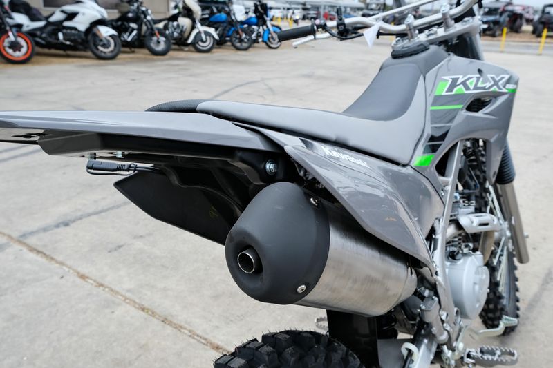 2025 Kawasaki KLX230R BATTLE GRAYImage 7