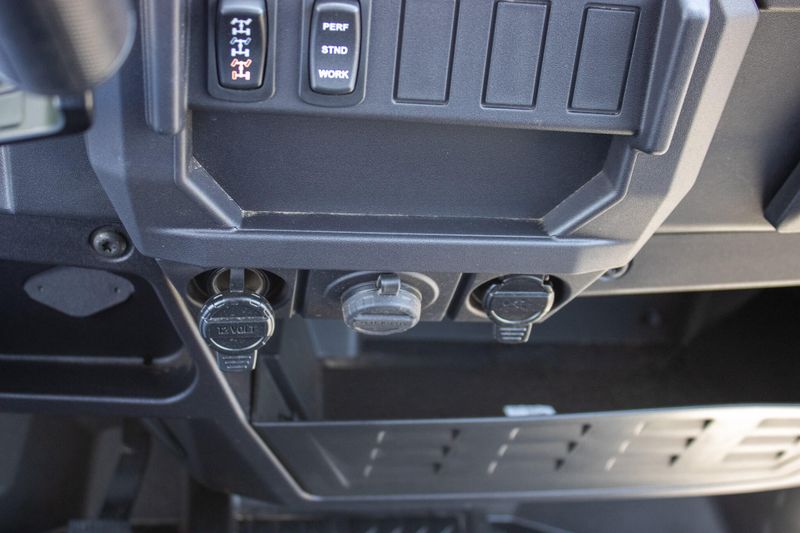 NEW 2026 POLARIS RANGER CREW XP 1000 PREMIUM Image 23