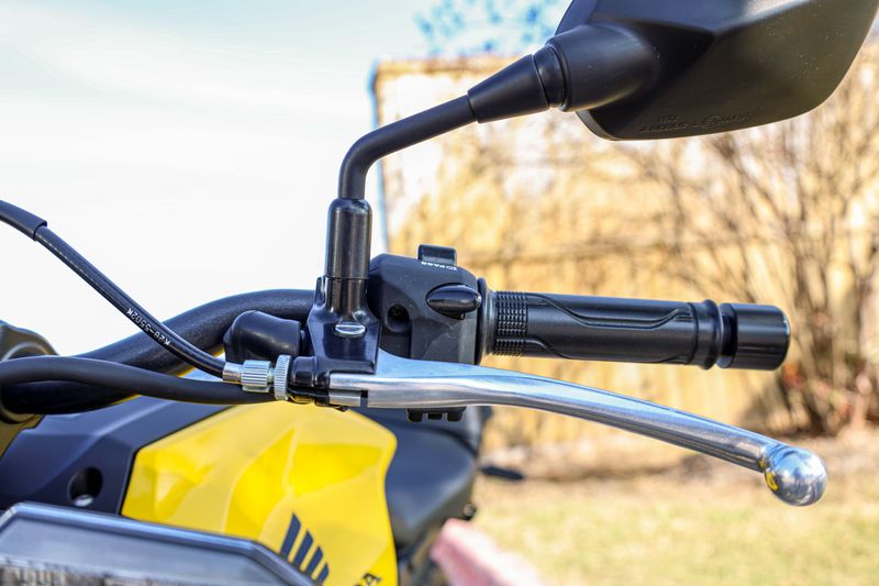 USED 2024 HONDA CB300R ABS Image 3