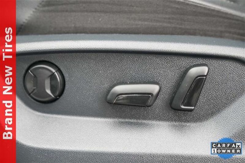 Used 2021 Volkswagen Tiguan 2.0T SE R-Line BlackImage 22