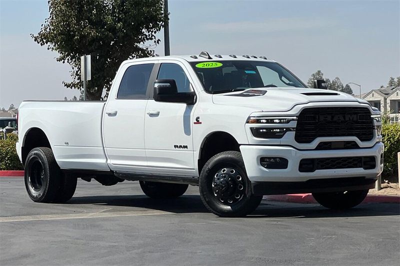2025 Ram 3500 Laramie photo 2