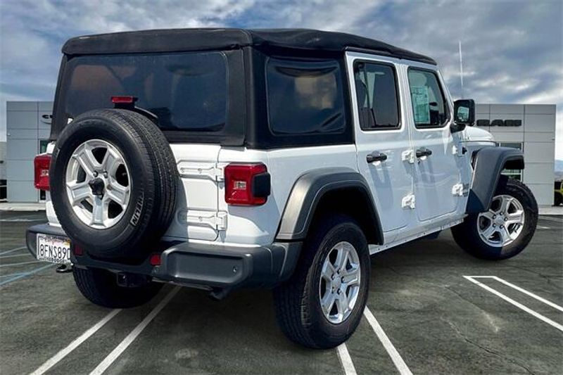 Used 2018 Jeep Wrangler Unlimited Sport SImage 13