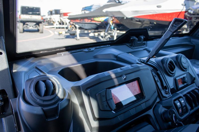 NEW 2026 CAN-AM DEFENDER MAX DPS CAB HVAC HD10 Image 15