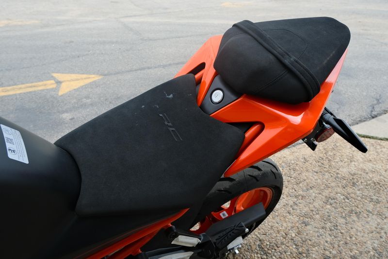 New 2024 KTM RC 390 ORANGE Image 14