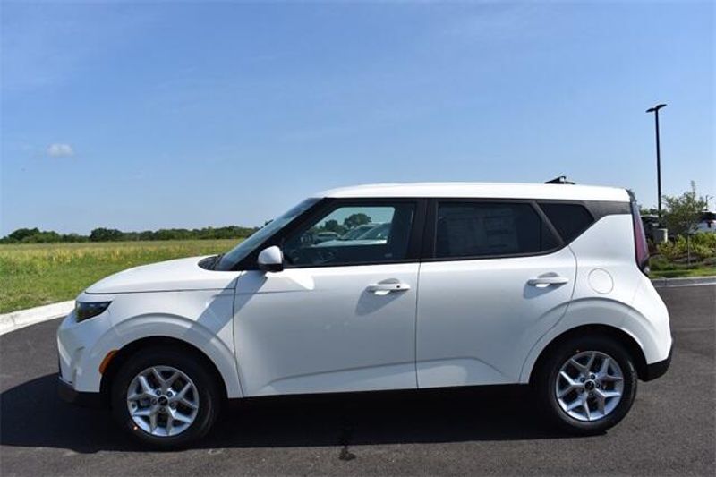 New 2025 Kia Soul SImage 6
