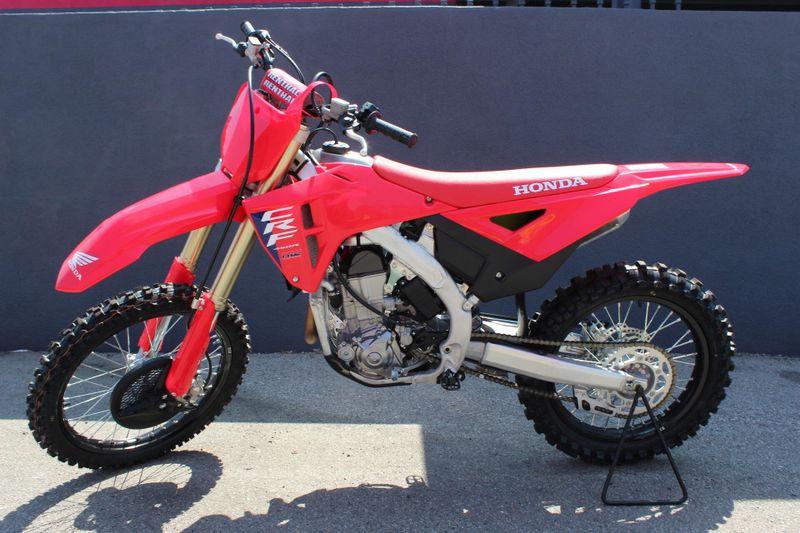 New 2025 Honda CRF450R Image 1