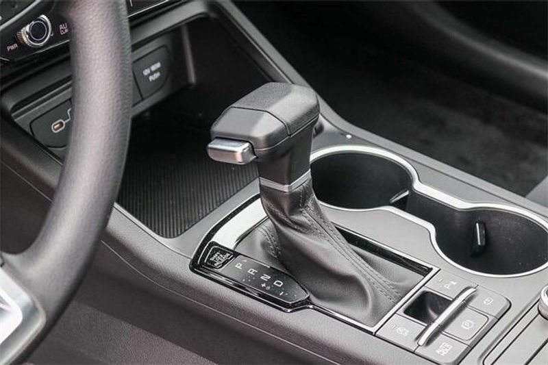 New 2026 Kia K5 LXSImage 20