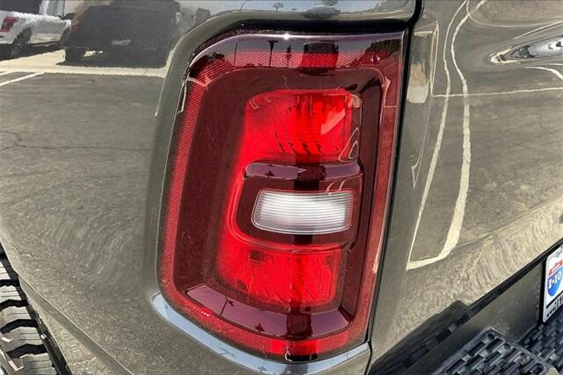 2025 RAM 1500 Tradesman Crew Cab 4x4 5