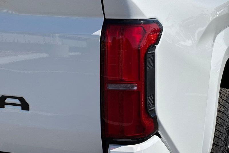 New 2026 Toyota Tacoma SR5Image 28