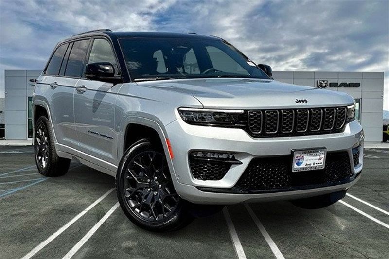 2024 Jeep Grand Cherokee Summit 4xeImage 14