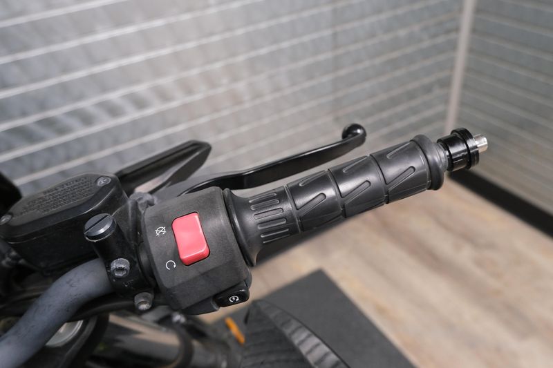 USED 2020 KAWASAKI Z400 ABS Image 18