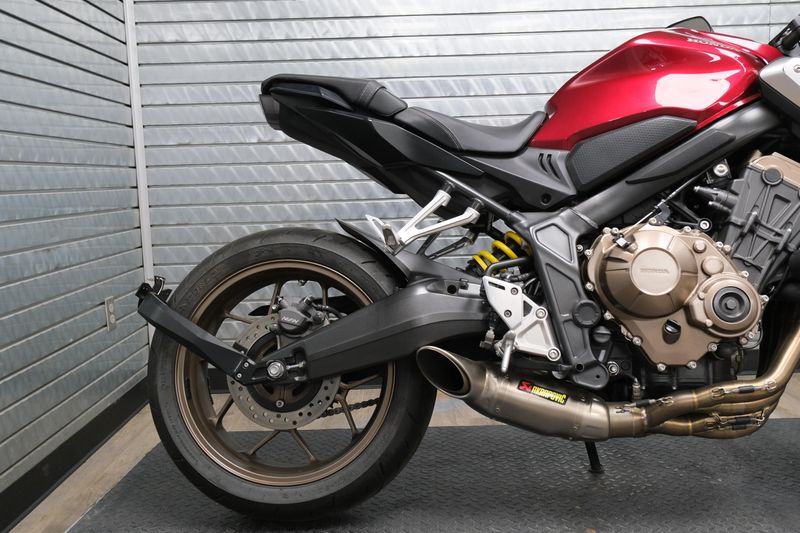 USED 2019 HONDA CB650R Image 11