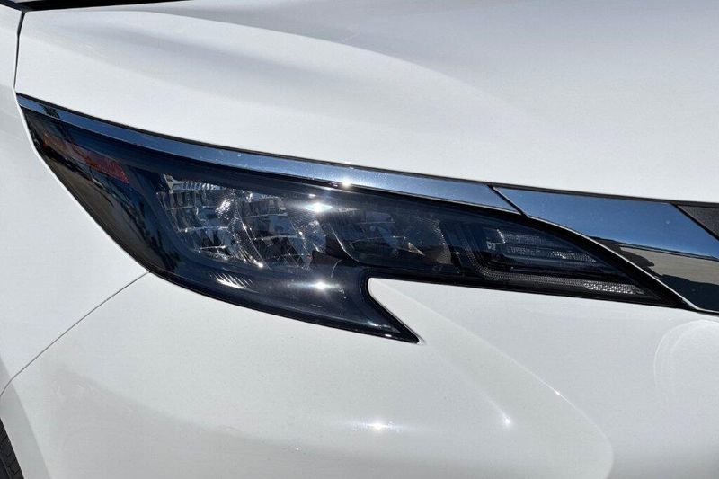 New 2026 Toyota Sienna LEImage 31