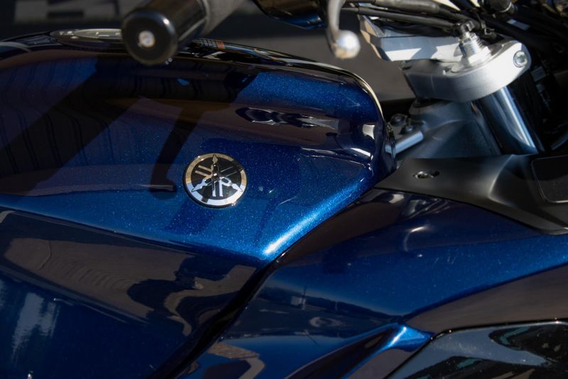 USED 2016 YAMAHA FJR1300A CA Image 9