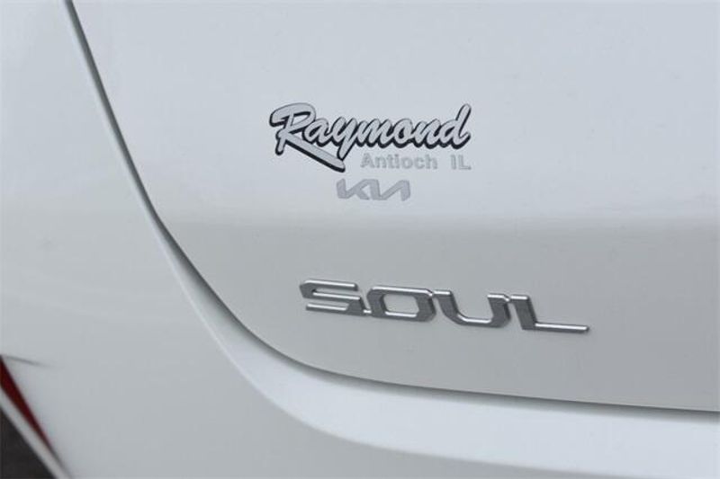 New 2025 Kia Soul LXImage 14