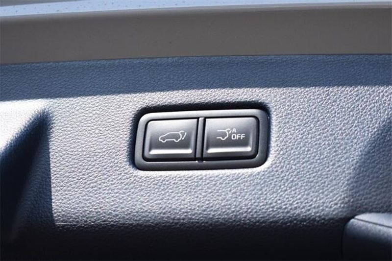 2025 Kia Carnival Hybrid SX PrestigeImage 22