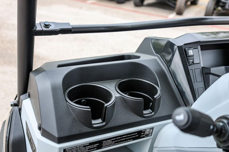 NEW 2025 KAWASAKI NAV 4E LIMITED Image 9