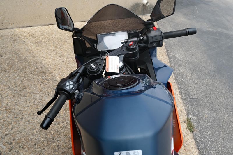 New 2024 KTM RC 390 BLUE Image 9