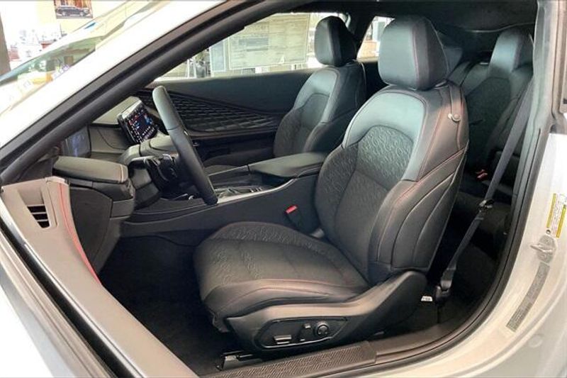 New 2026 Dodge Charger Scat Pack 2-door AwdImage 8