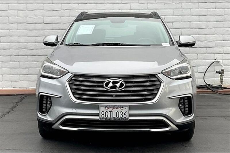 2018 Hyundai Santa Fe Limited UltimateImage 2