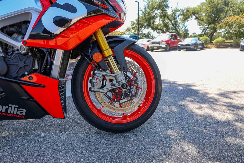 USED 2021 APRILIA TUONO V4 FACTORY Image 16