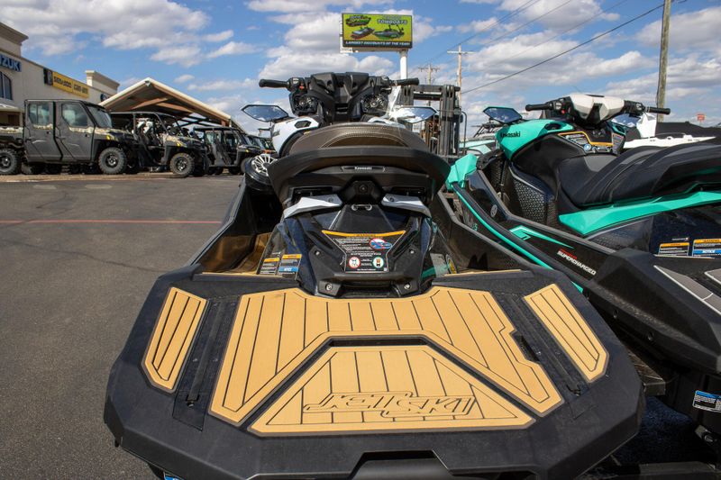 NEW 2026 KAWASAKI JET SKI ULTRA 160LX Image 10
