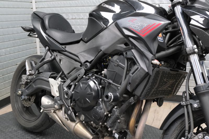 USED 2020 KAWASAKI Z650 ABS Image 10