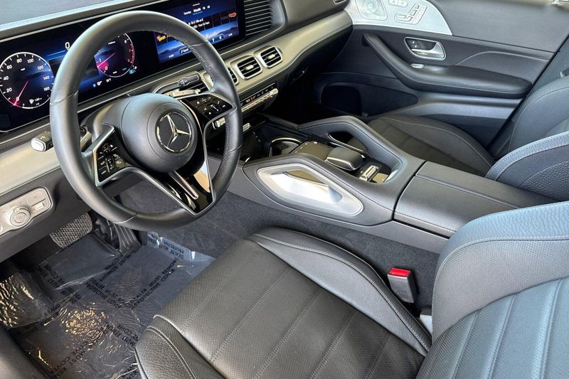 Used 2024 Mercedes-Benz GLE 580Image 10
