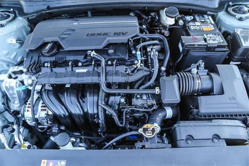 New 2025 Kia K4 GT-LineImage 30