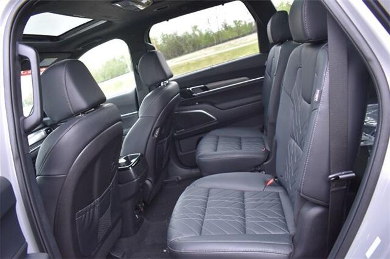 2025 Kia Telluride SX-Prestige X-ProImage 20