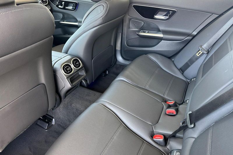New 2026 Mercedes-Benz C-Class C 300Image 9