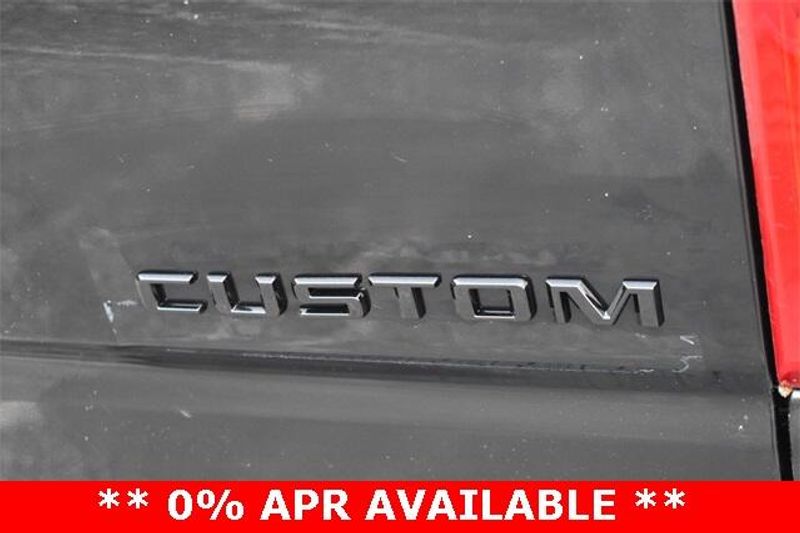 New 2025 Chevrolet Silverado 1500 CustomImage 18