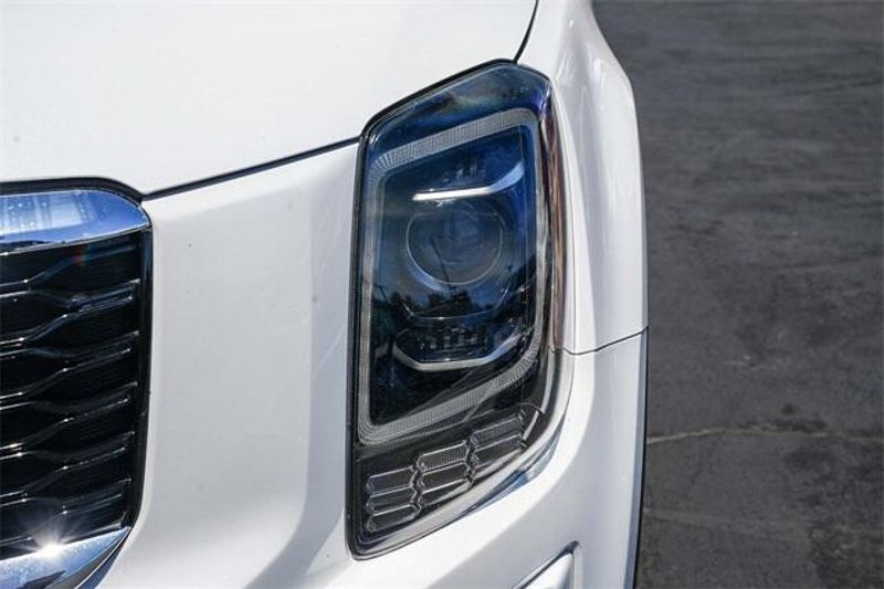 Used 2022 Kia Telluride LXImage 10